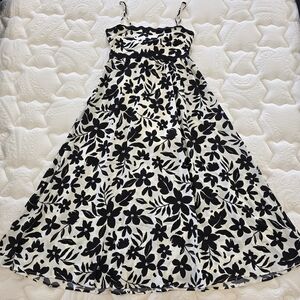 Blu Pepper Women's Floral Black & White Sleeveless Bow Tie Back Dress Size Large